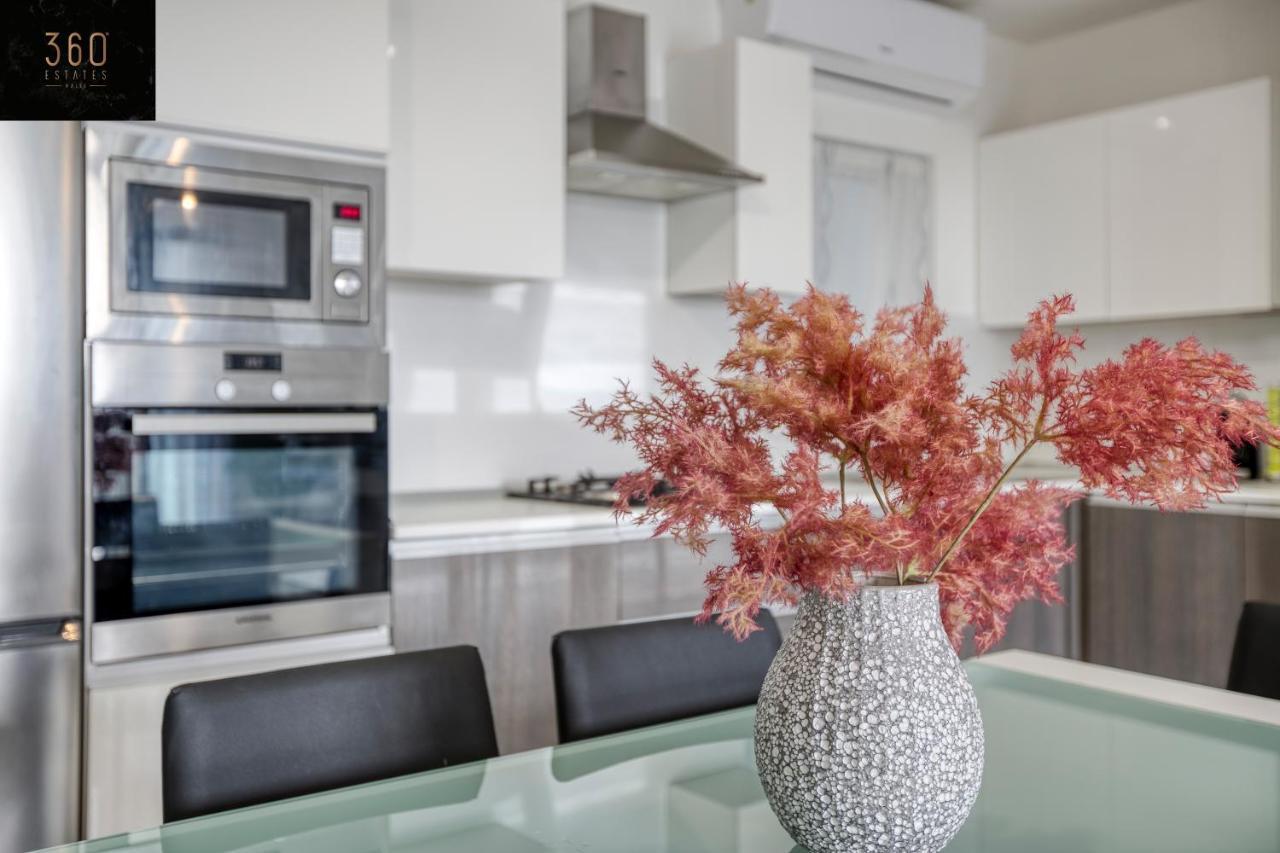 Stunning 3Br W/Country View Apartment In M'Scalak By 360 Estates Marsaskala Exterior photo