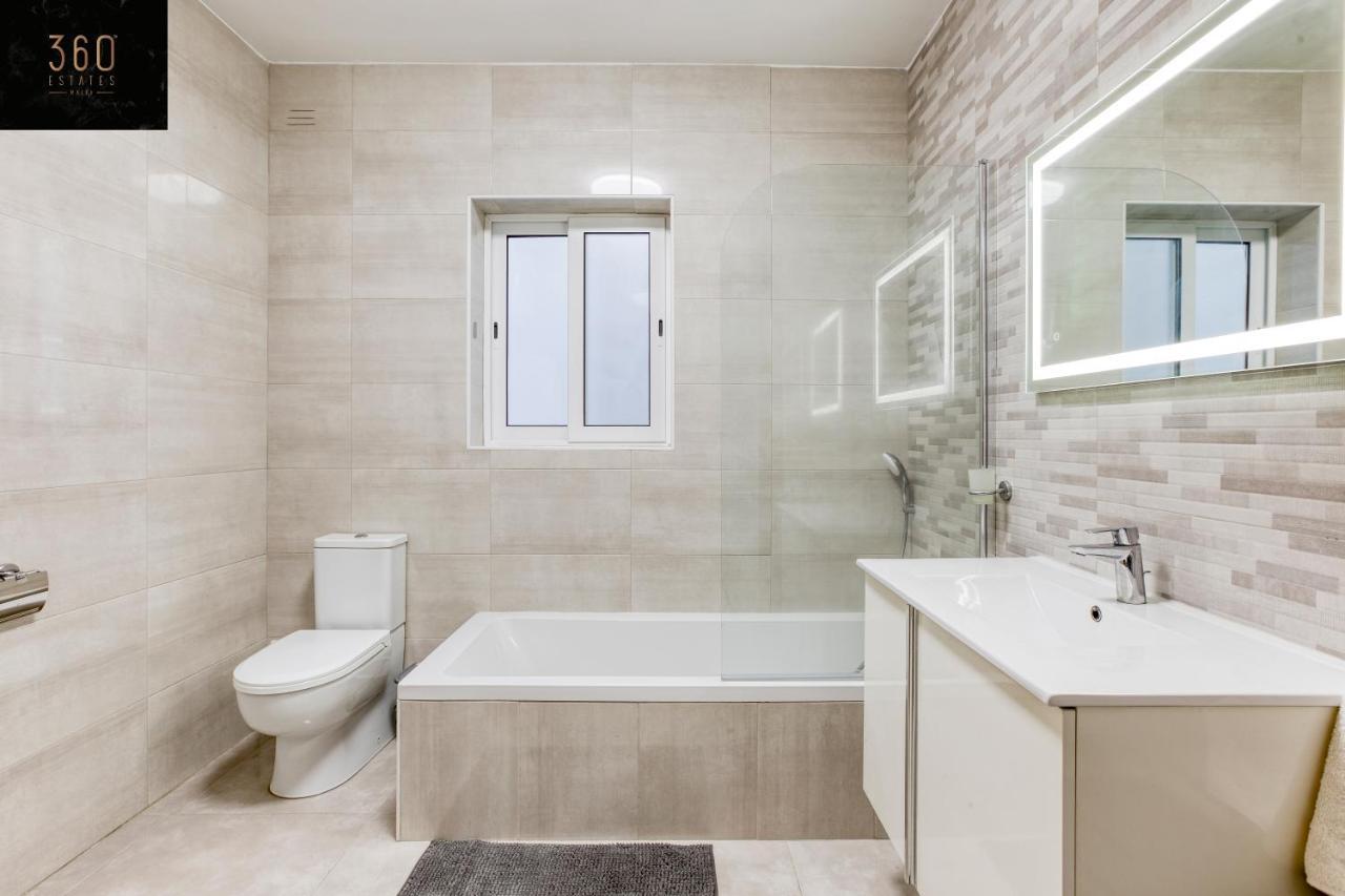 Stunning 3Br W/Country View Apartment In M'Scalak By 360 Estates Marsaskala Exterior photo